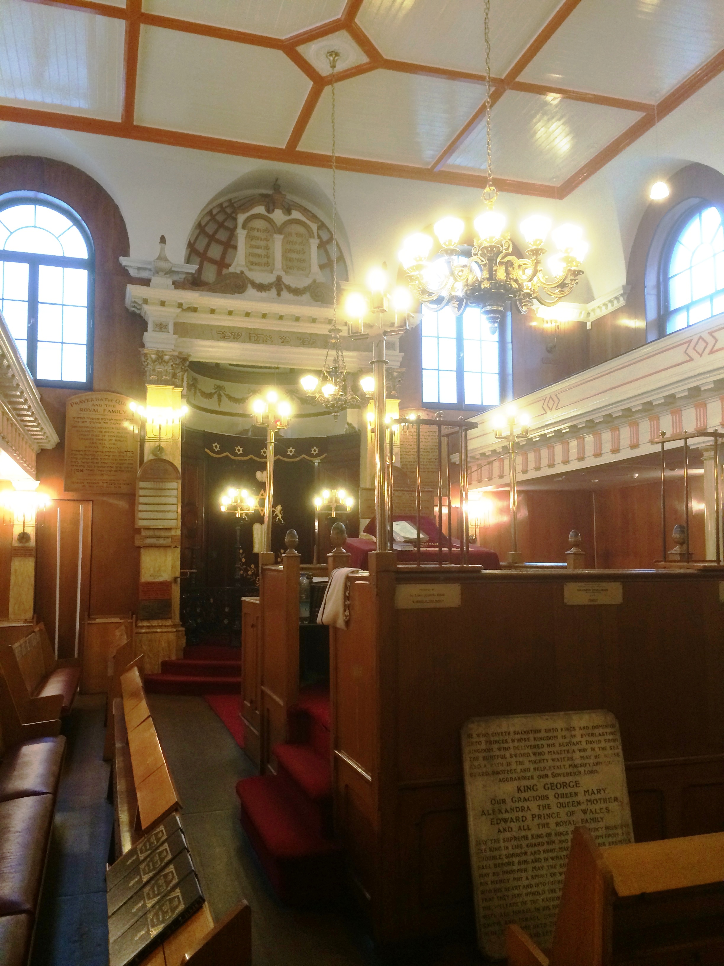 Inside Sandys Row synagogue