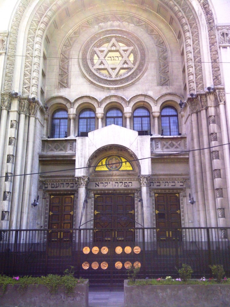 Buenos Aries oldest synagogue, founded in 1852 by Henry Naphtali Hart, permanent resident of the Novo Cemetery, Mile End